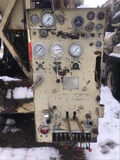 Used 1987 Ingersoll-Rand T4W Drill Rig - Sold