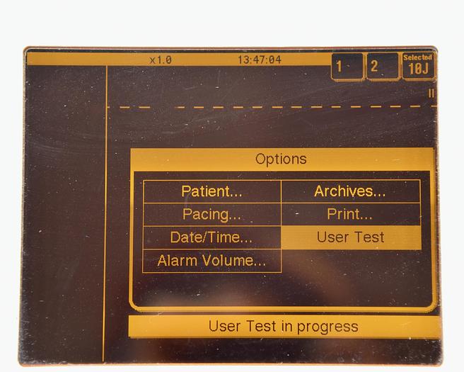 Used MEDTRONIC LIFEPAK 12 Physio Biphasic Defibrillator / Monitor