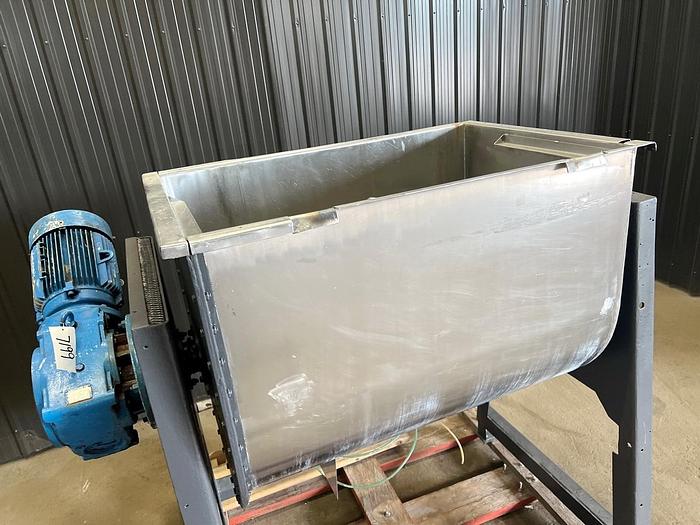 Used USED SIGMA BLENDER, 30 CUBIC FEET, STAINLESS STEEL, VARIABLE SPEED