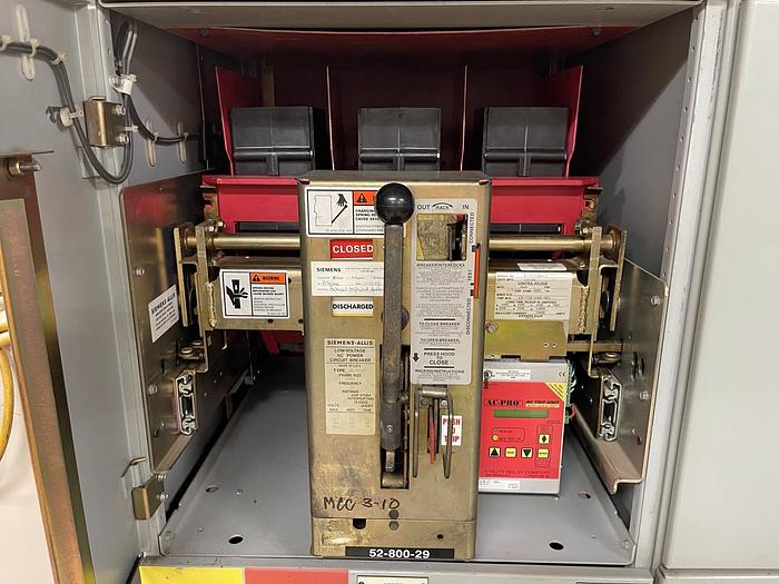 Used 480 V SIEMENS SWITHGEAR With AC PRO TRIP UNITS