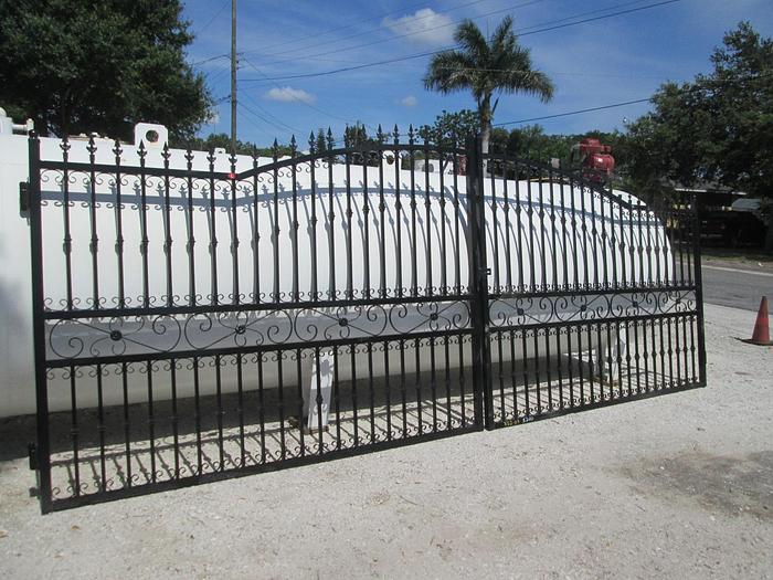 Aluminum Entrance Gates 20'