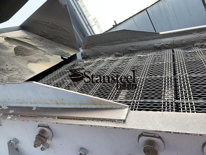 Used Deister 5′ x 12′ Double Deck Screen