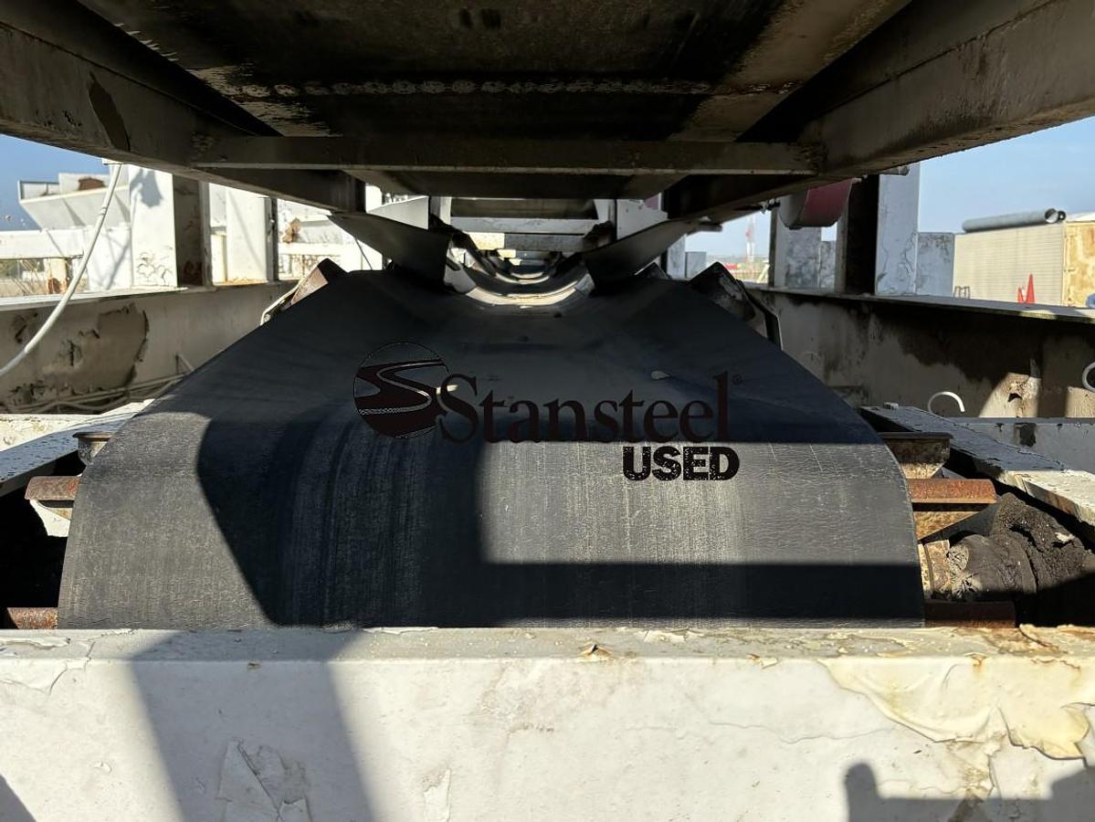 Used Portable Four (4) Bin Cold Feed System