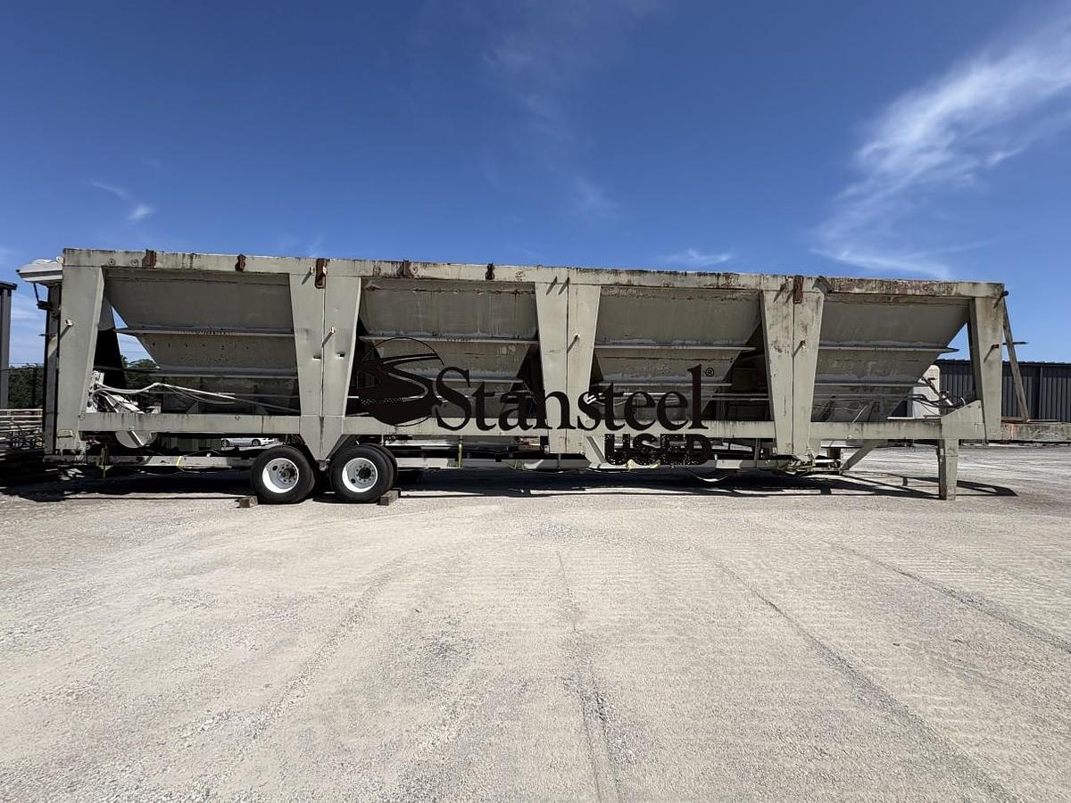 Used Portable Four (4) Bin Cold Feed System