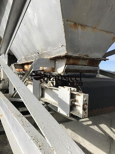 Used Stationary (4) Four + (1) One Bin Cold Feed System