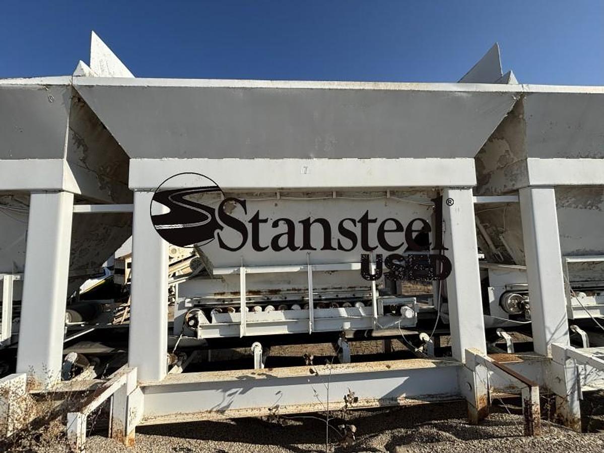 Used Portable Four (4) Bin Cold Feed System