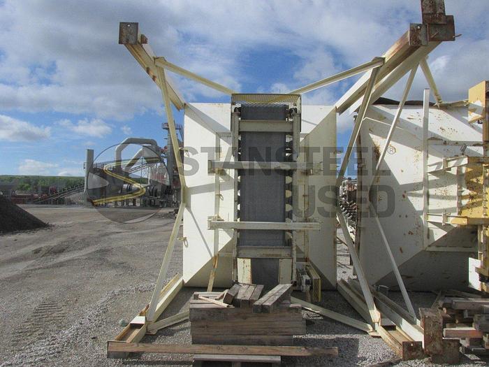 Used Six (6) Bin Stationary Cold Feed System