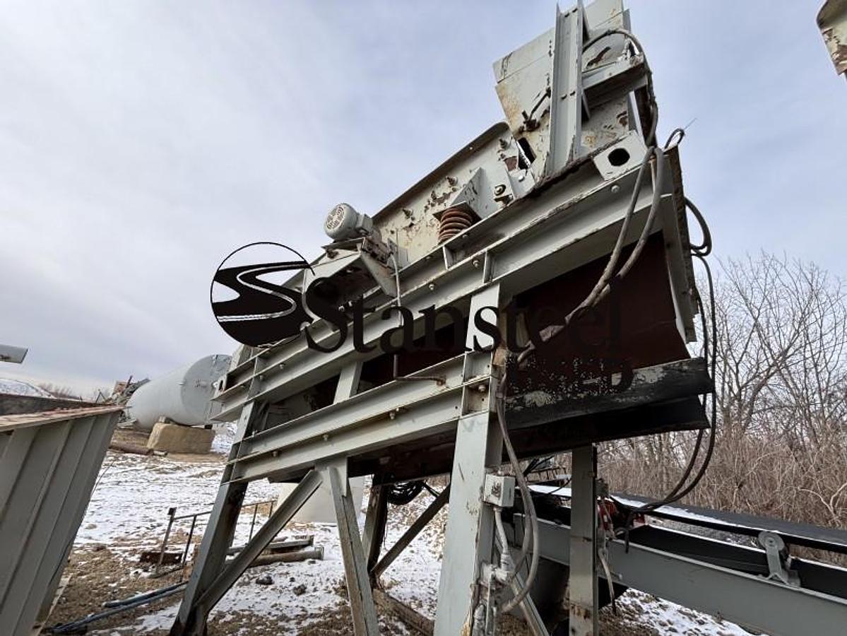 Used Deister 5' x 12' Double Deck Vibrating Screen