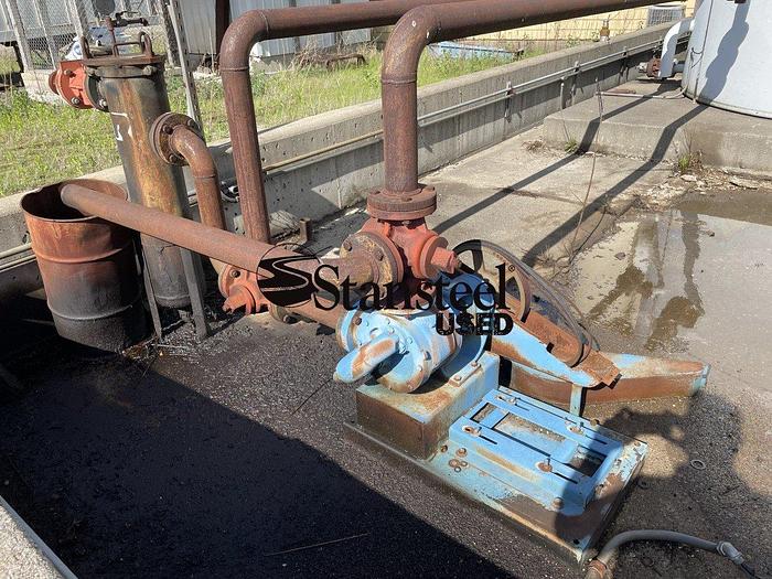 Used Meeker 20,000 Gallon Vertical Fuel Tank