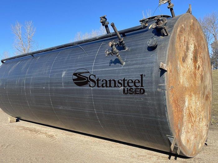 Used Stationary 20,000 Gallon Vertical Fuel Tank