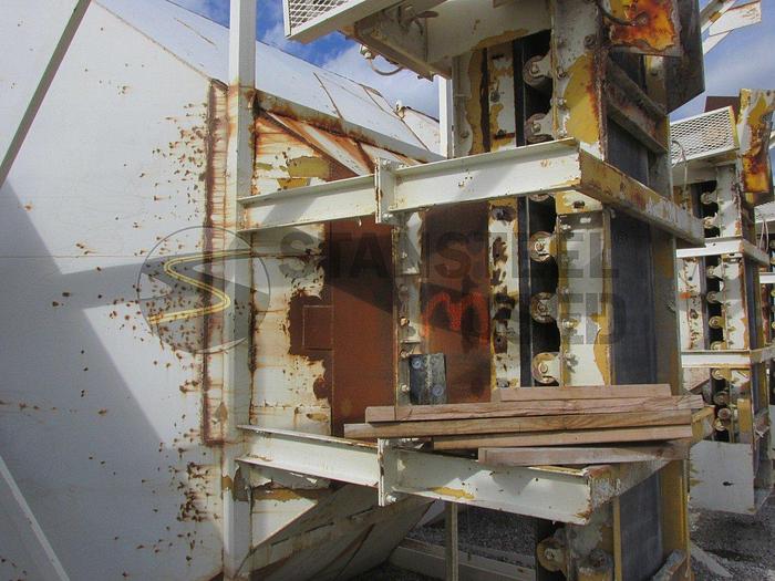 Used Six (6) Bin Stationary Cold Feed System