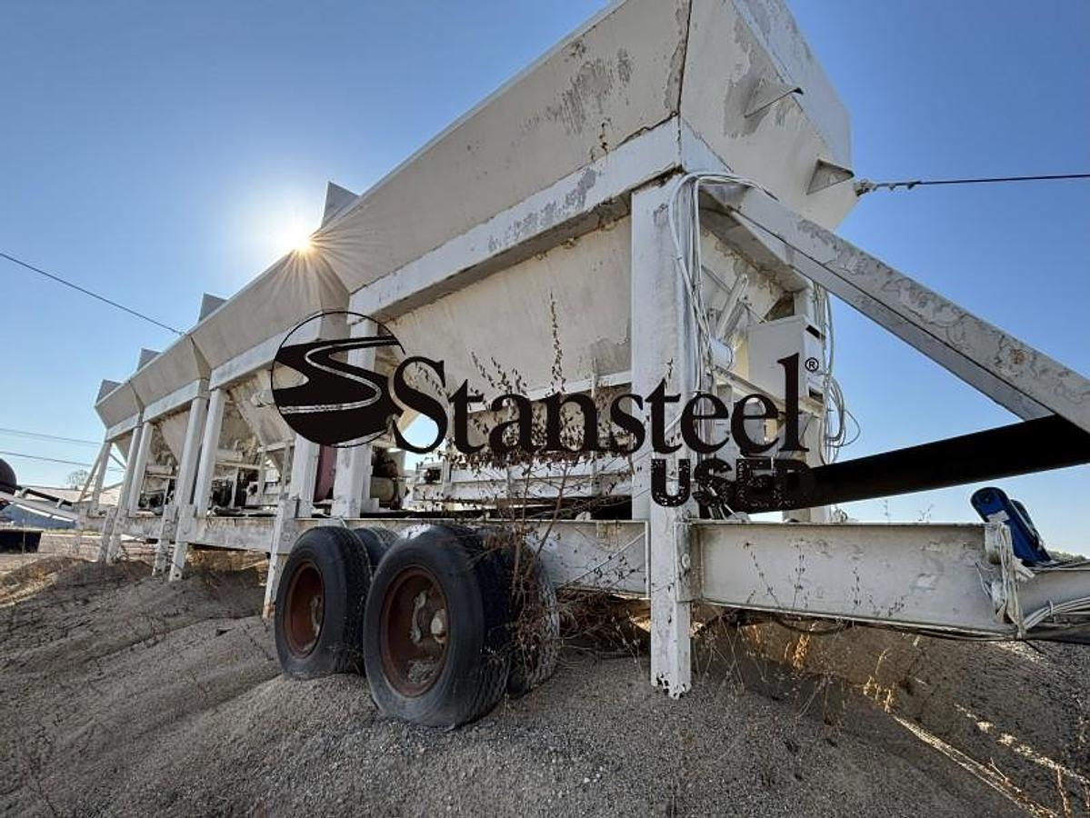 Used Portable Four (4) Bin Cold Feed System