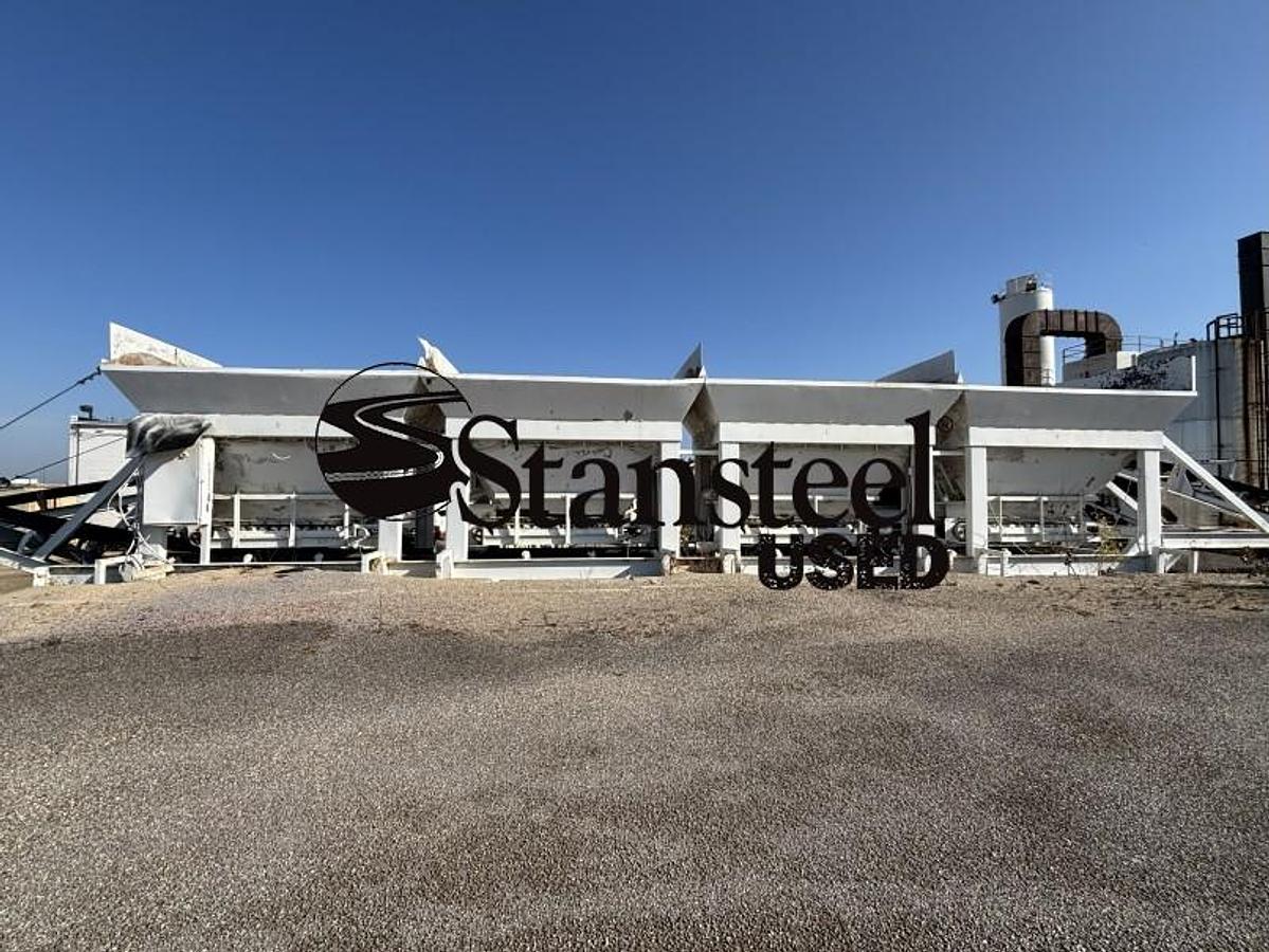 Used Portable Four (4) Bin Cold Feed System