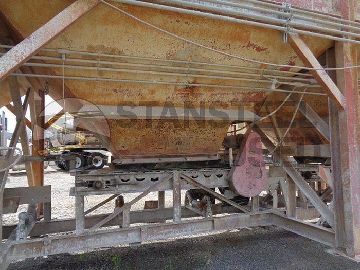 Used (4) Four Bin Stationary Cold Feed System