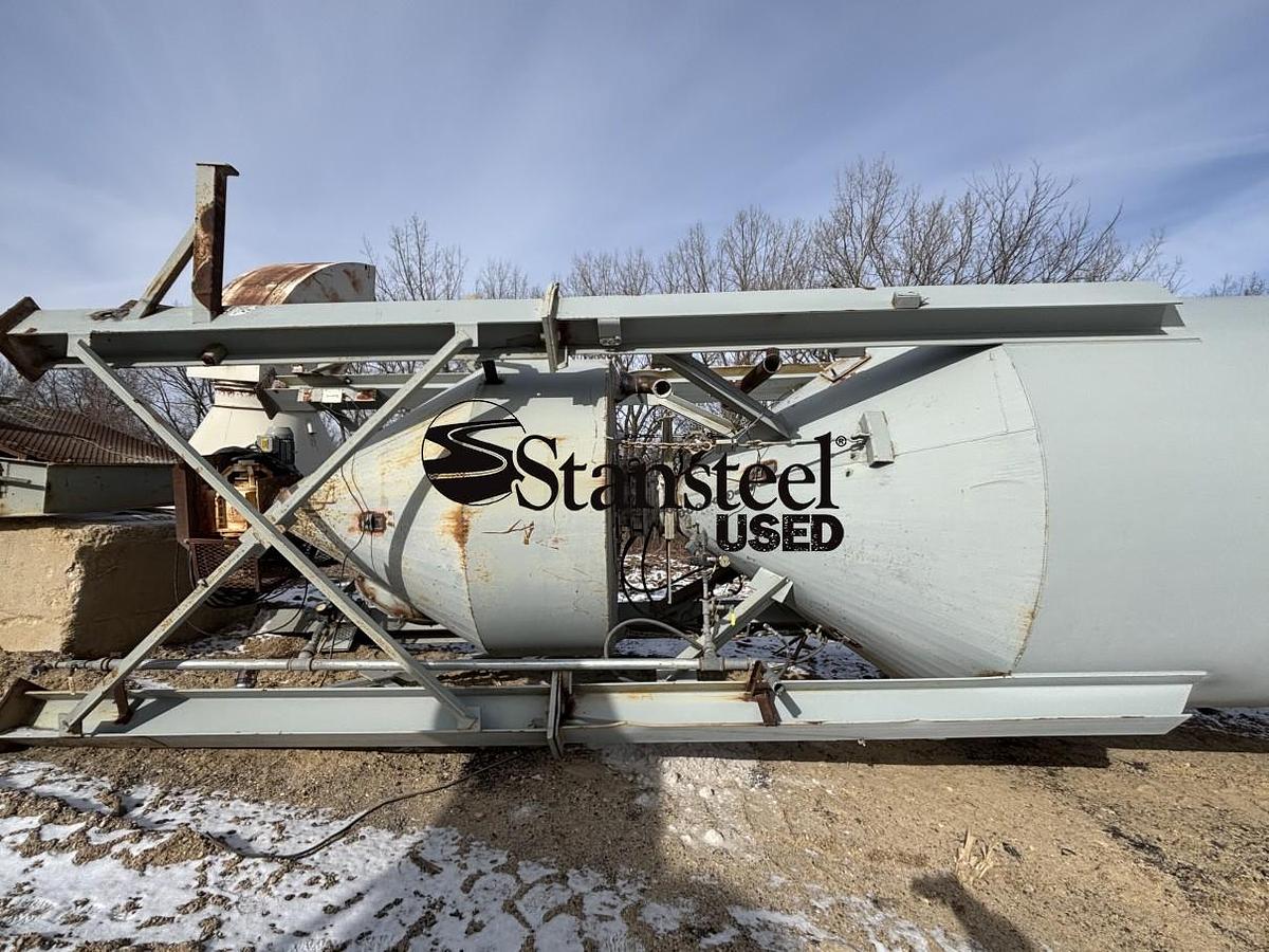Used Stationary 350 BBL Dust Silo