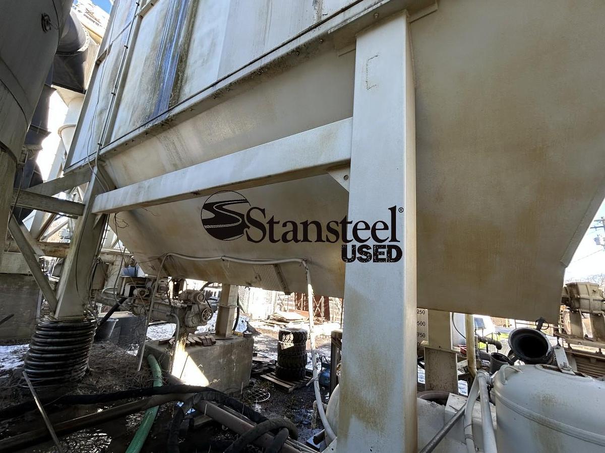 Used Cedarapids / Standard Havens 52,000 CFM Stationary Baghouse with Cyclone