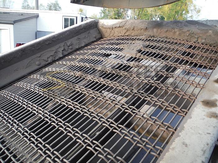 Used Kohlberg 4’ x 8” Single Deck Screen