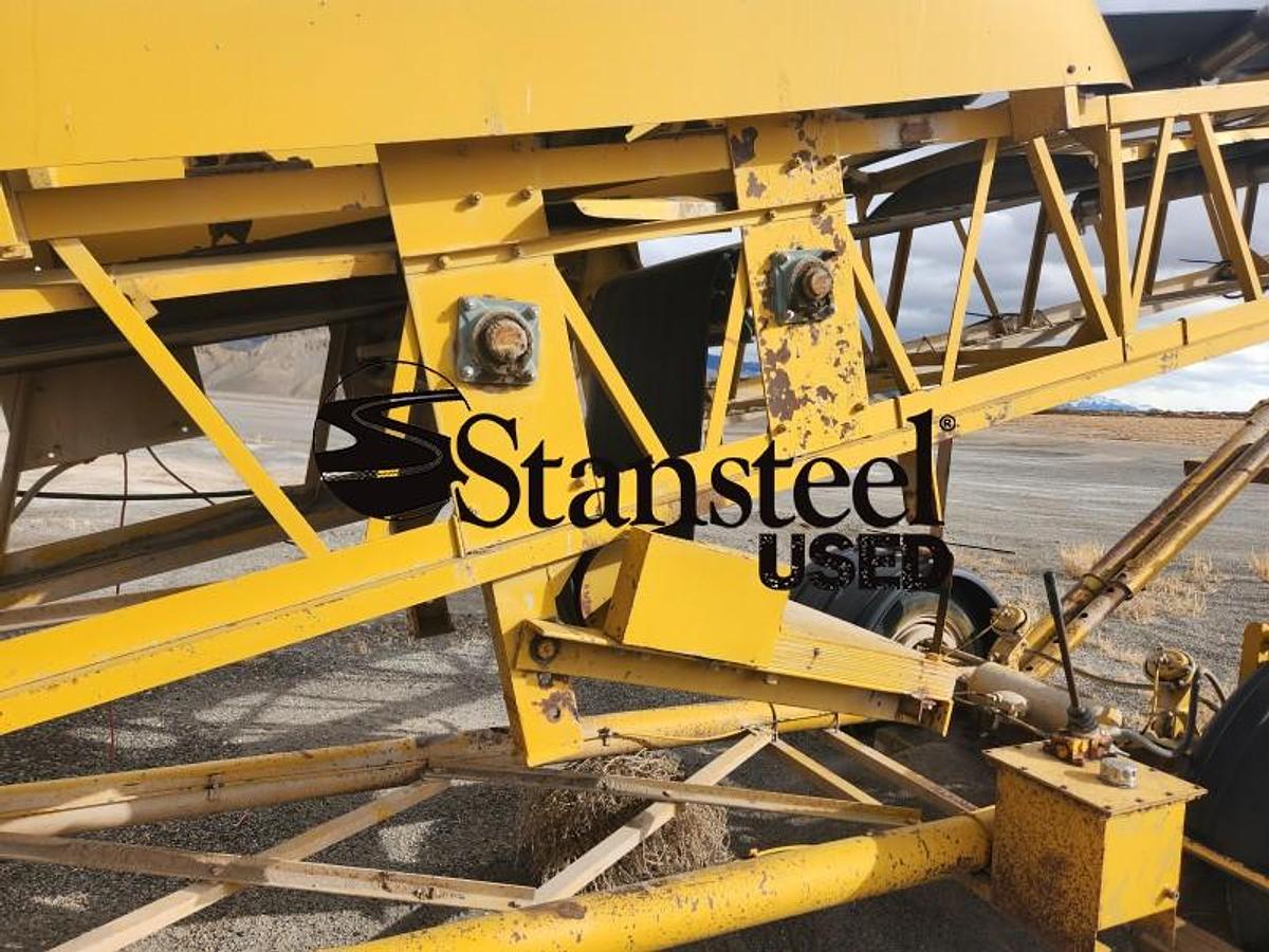 Used Cedarapids Portable Virgin Feed Conveyor and Vibrating Screen