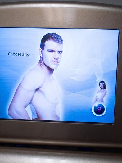 Used Alma Soprano ICE w/ SHR Hair removal laser w/ 3 Hand Pieces