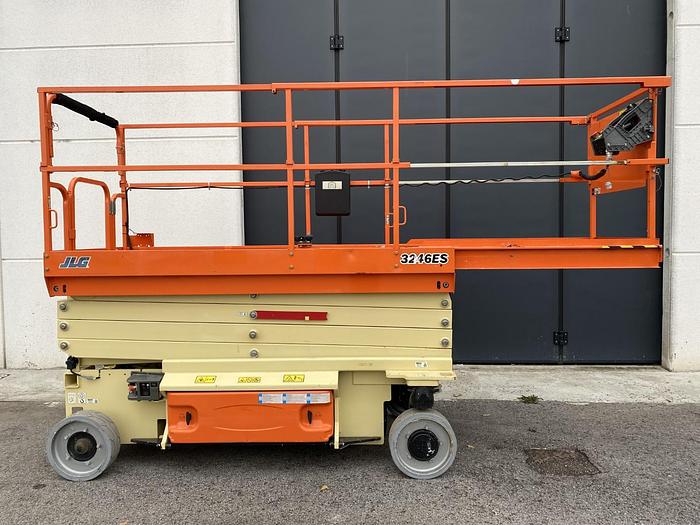 Usato 2018 JLG 3246 ES