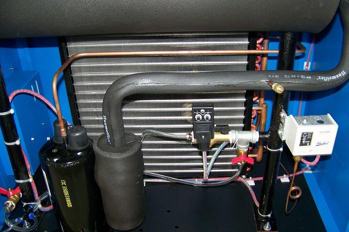 Dry- Max MRAD 150 Refrigerated air dryer 150 cfm pre and after filter