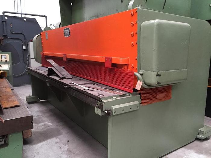 Usato CESOIA SACMA MECCANICA 3000 X 8