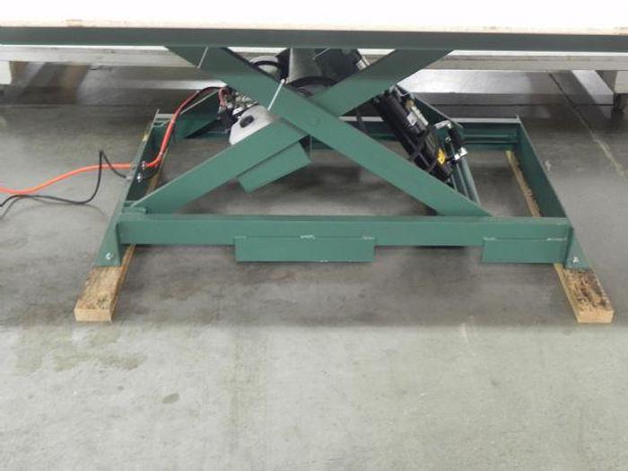 Marcon D-2500 Lift Table, 2000lb. Workstation