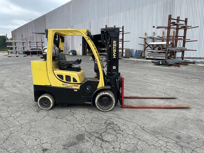 Used 10,000 POUND HYSTER S100FTBCS  MFG. 2012 WITH FORKS
