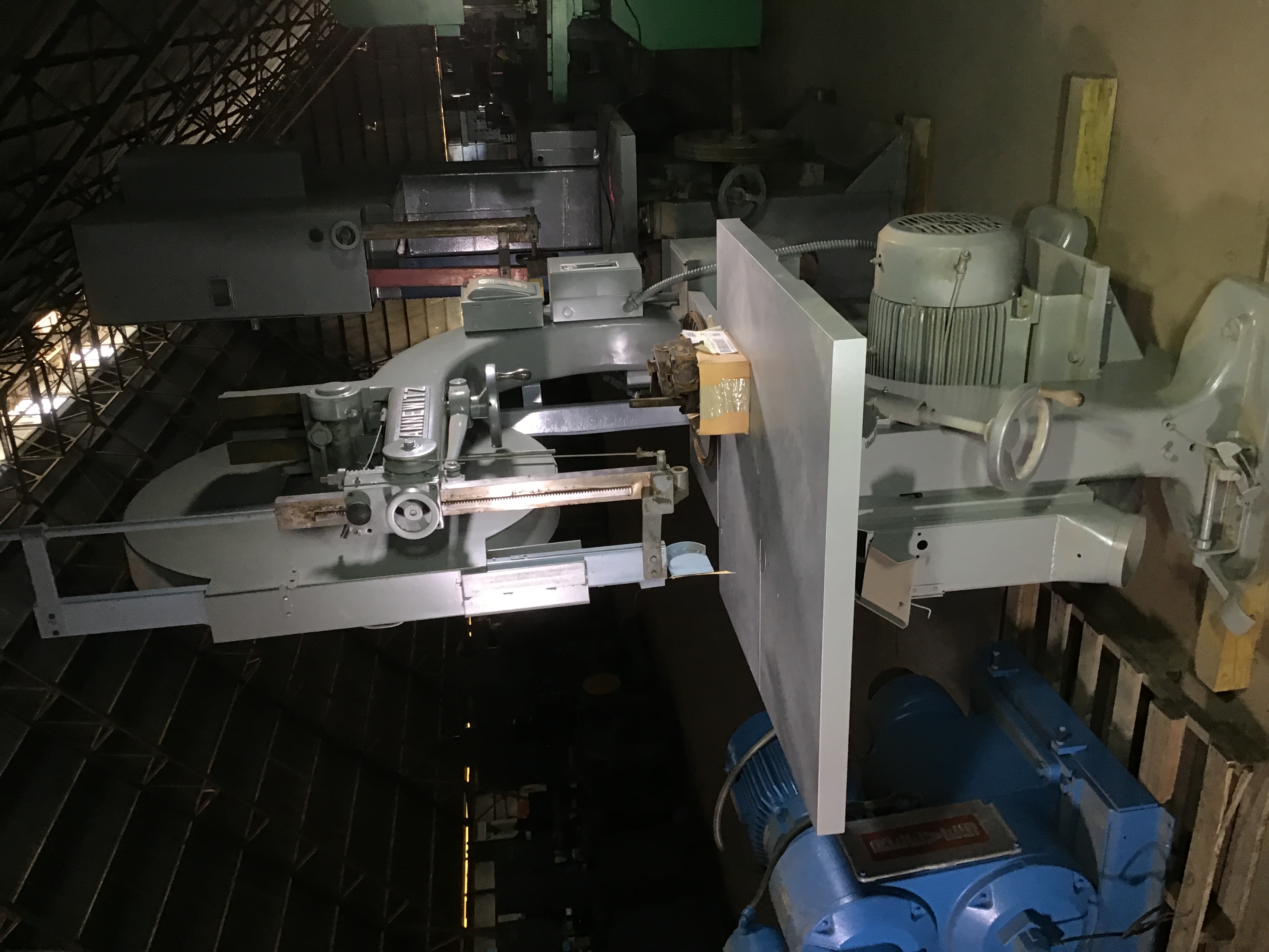 Used 36” Tannewitz Mdl. GH Vert. Band Saw