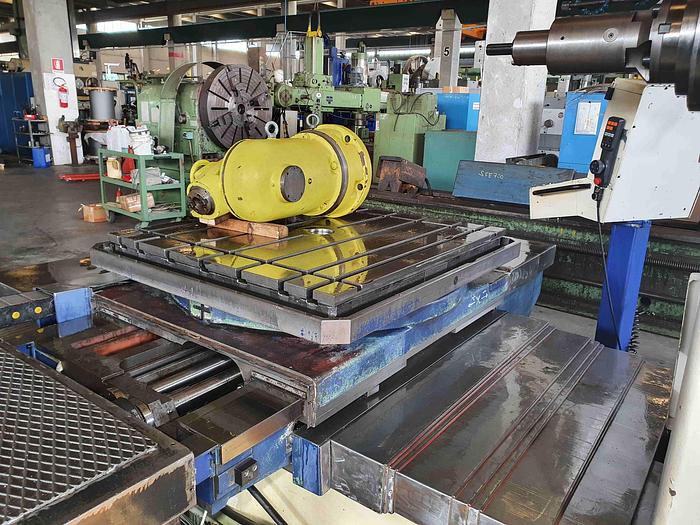Usato ALESATRICE A TAVOLA TOS WH 10 CNC