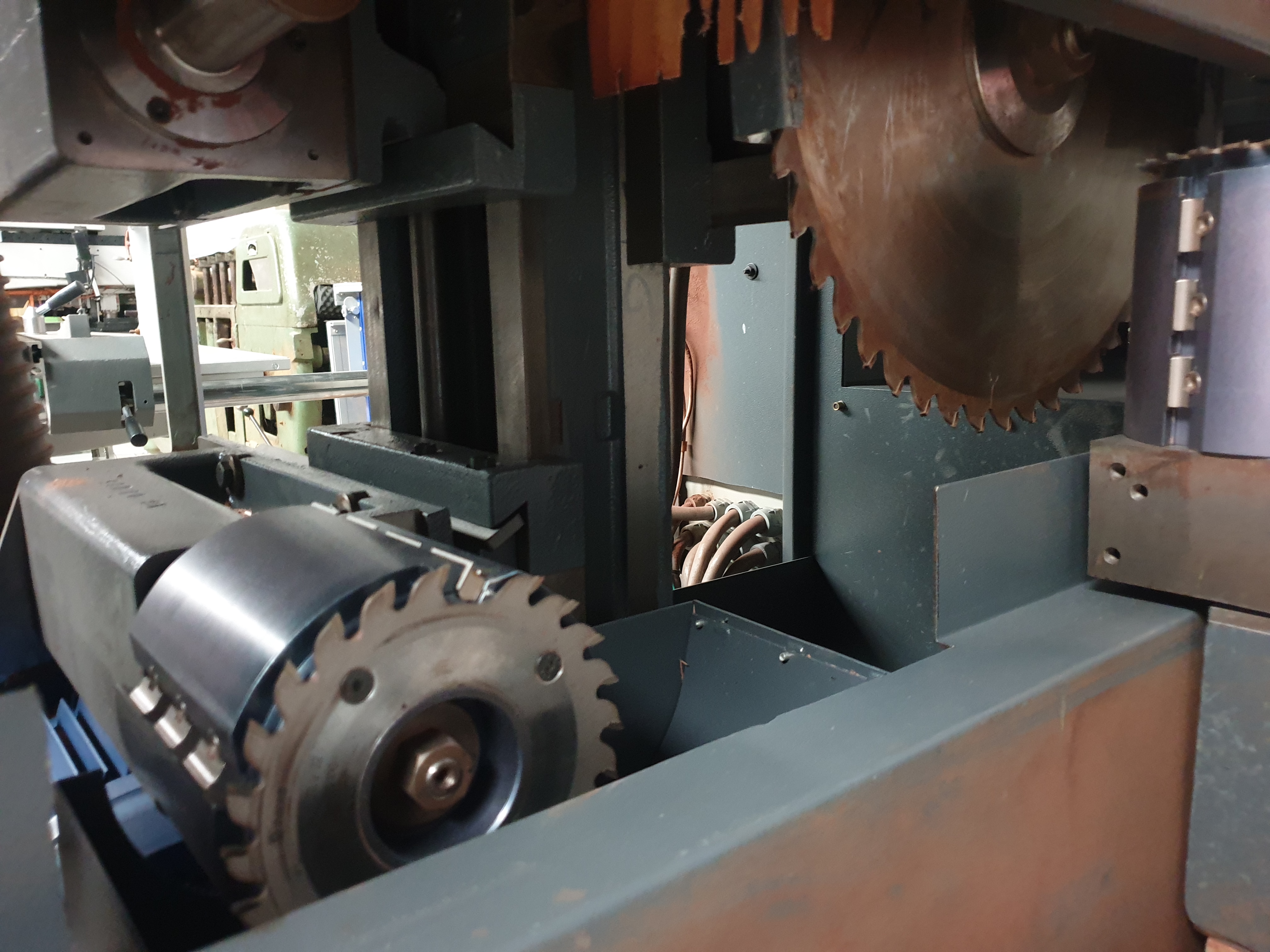 Usado 1999 SAOMAD UTP 150/6