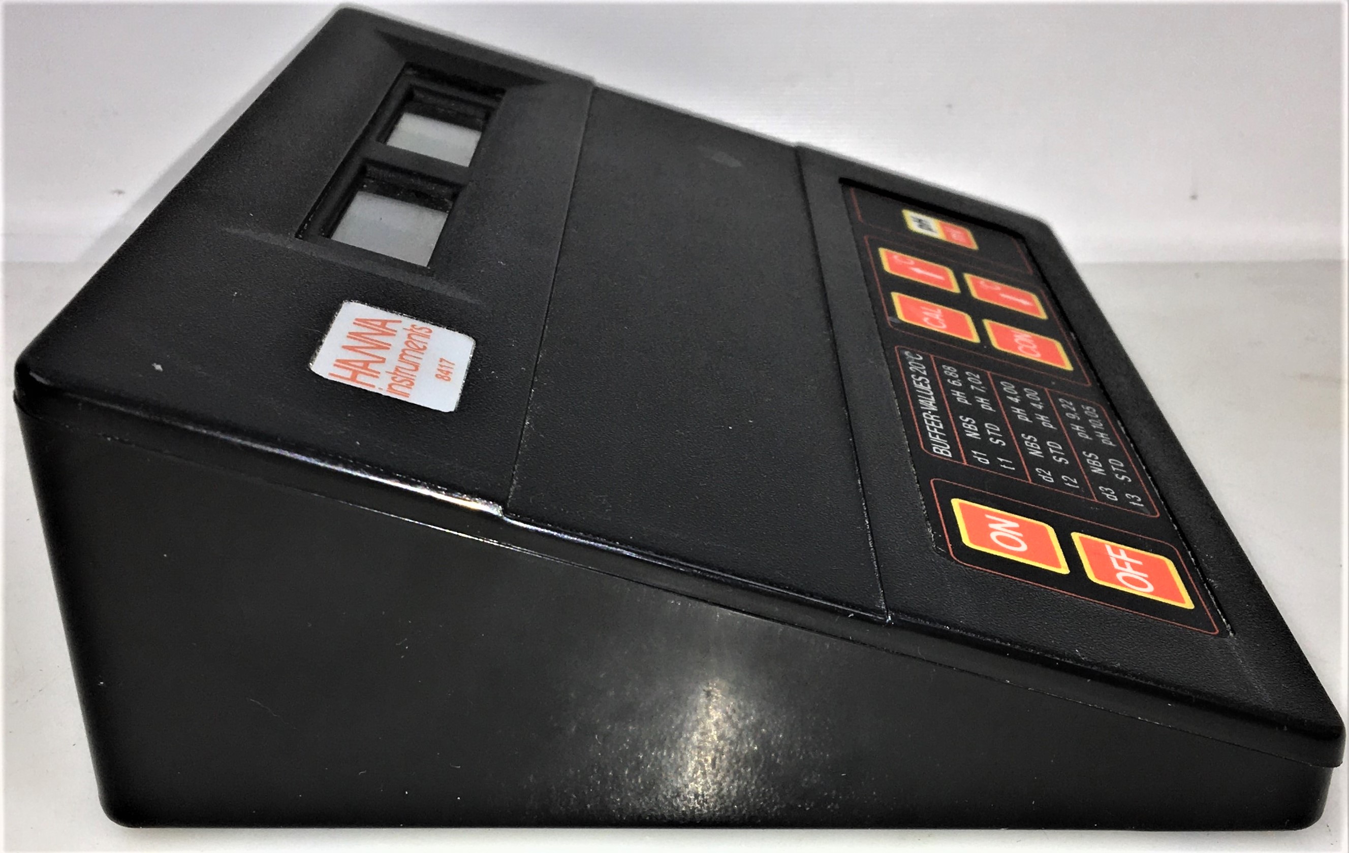 Used Hanna HI 8417 Benchtop pH Meter