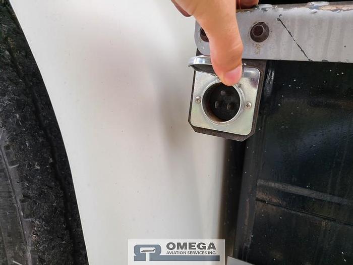 Used 2000 FMC LMD2000 Aircraft Deicer (2,000 total gallon tank cap)