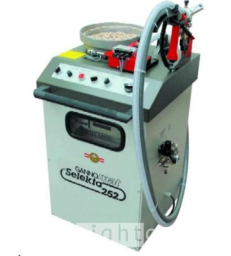 Used 2014 Gannomat Selekta 252 Used Dowel Inserter