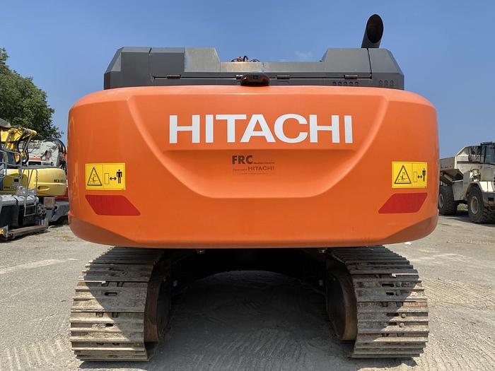 Usato 2016 HITACHI ZX300LCN-6