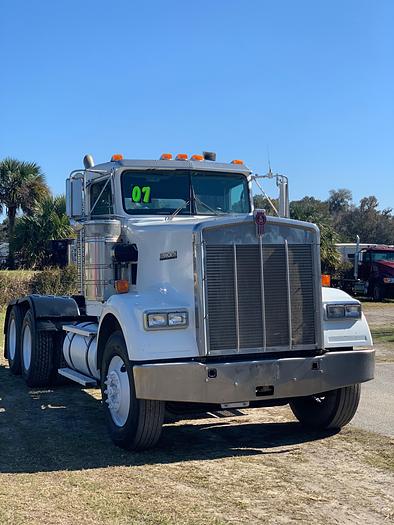 Used KENWORTH W-900