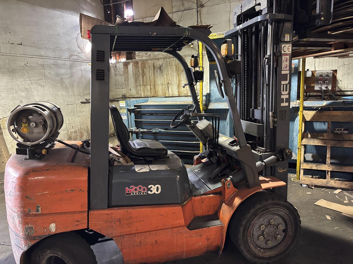 Used Toyota forklift