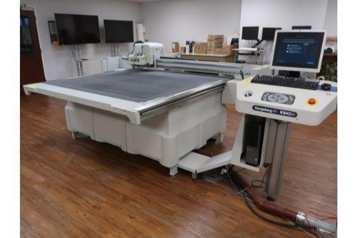 Used 72" x 72" Esko/Kongsberg Cutting Table