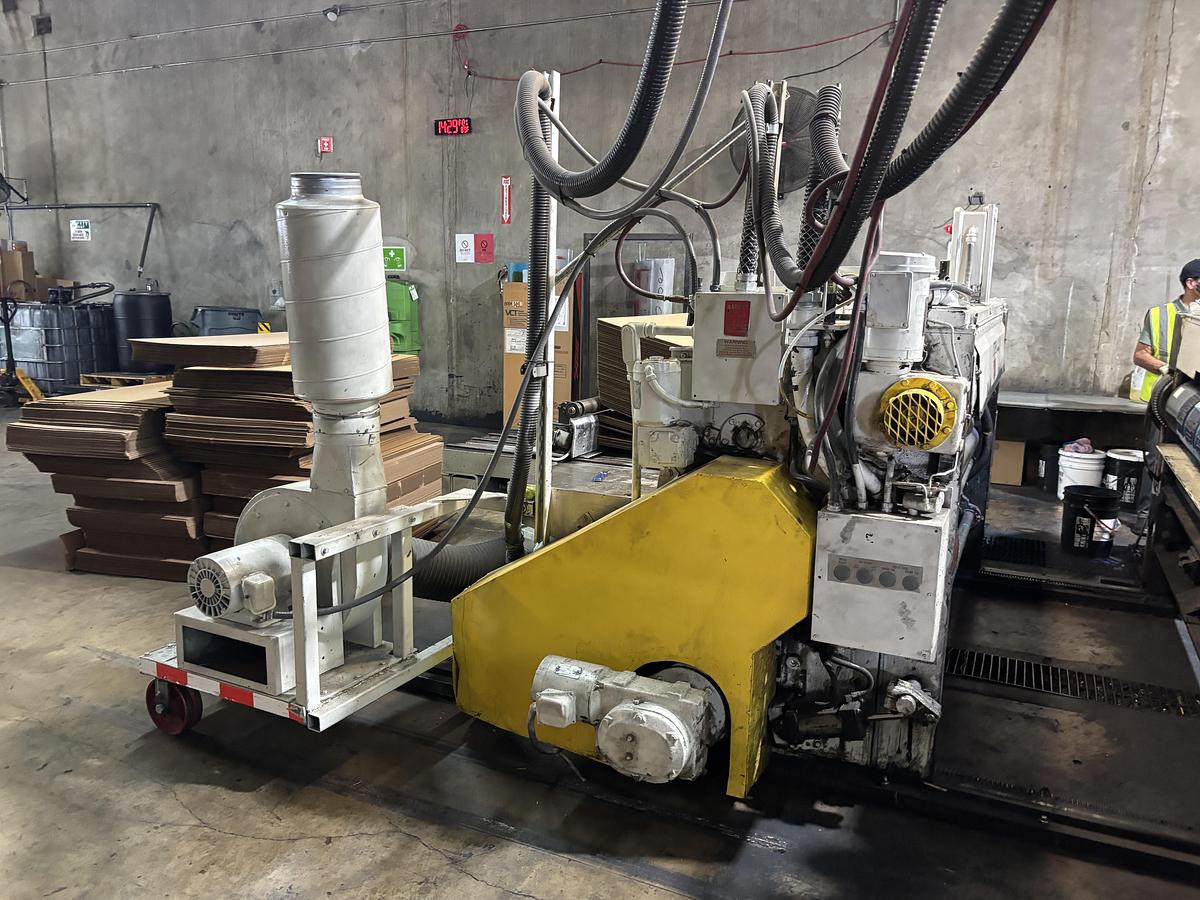 Used 37” x 84” Langston 2 color flexo folder gluer