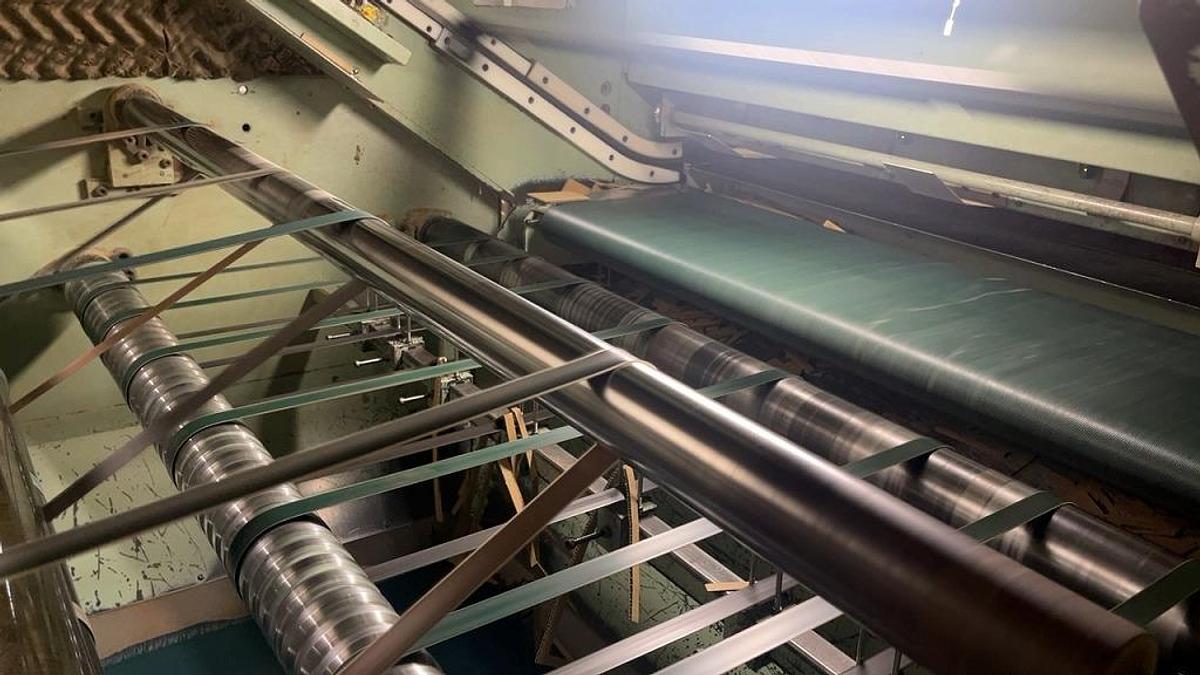 Used 42" x 67" Marumatsu Auto Die Cutter