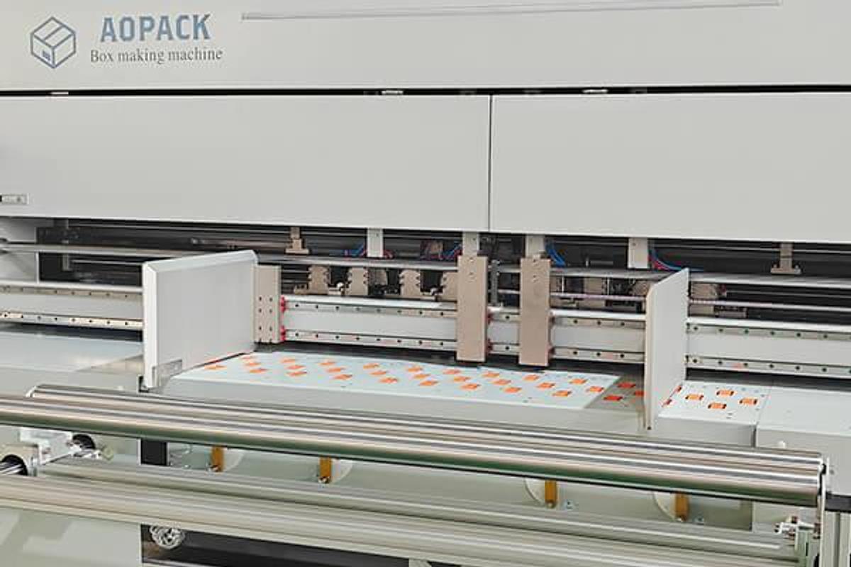 Aopack Boxmaker model BM 3000 HD