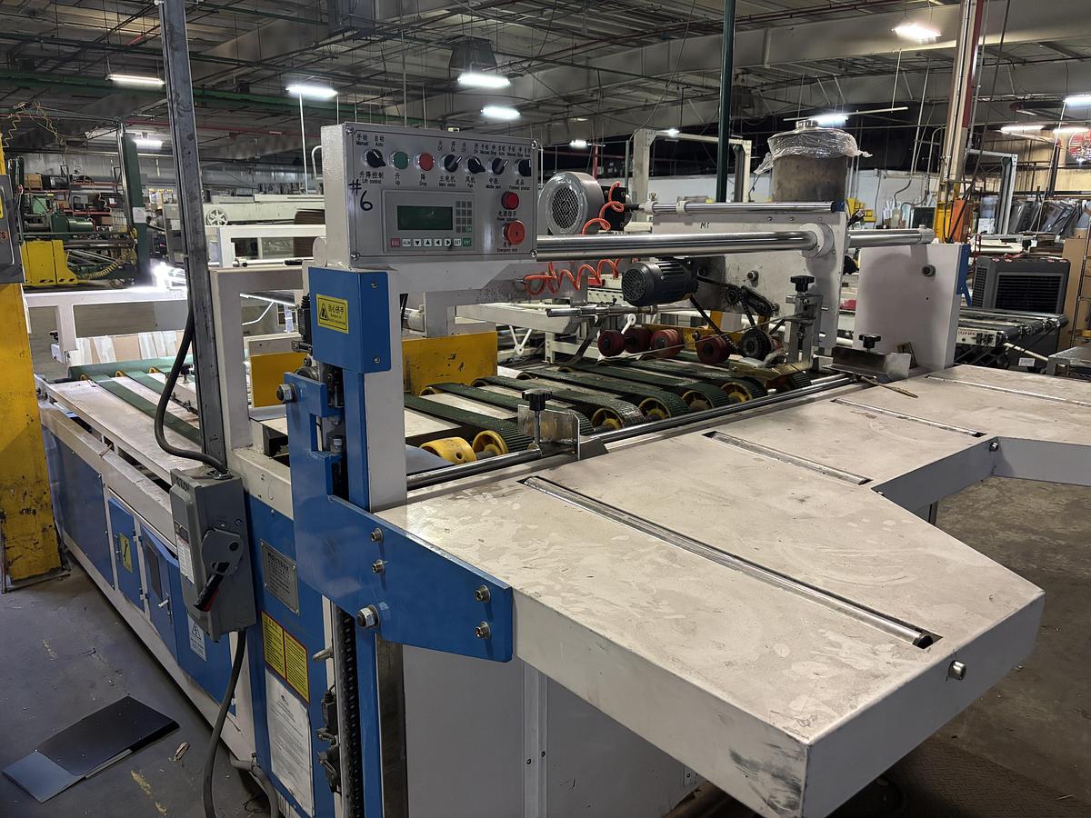Used Matchbox Semi-automatic Gluer machine with side delivery takeoff
