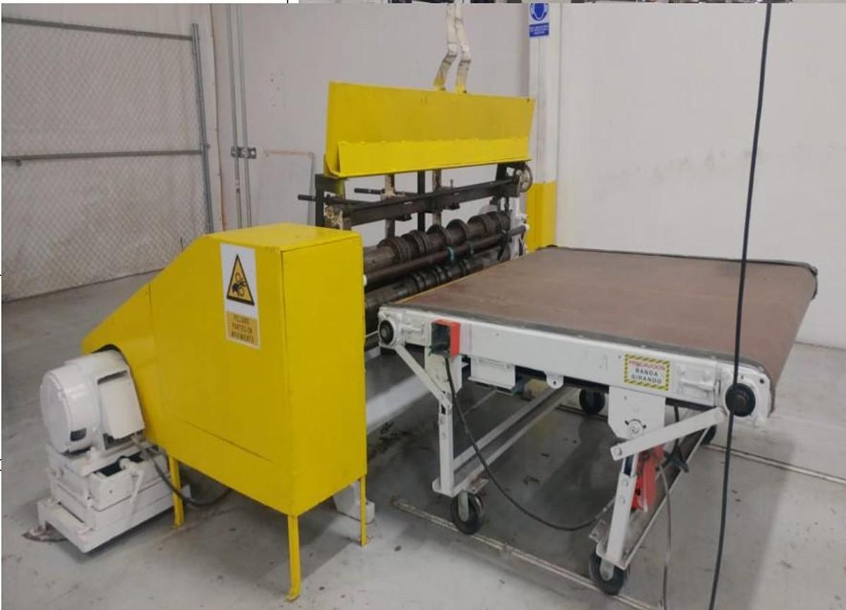 Used S&S 23" x 67" Partition Slotter with layboy take-off