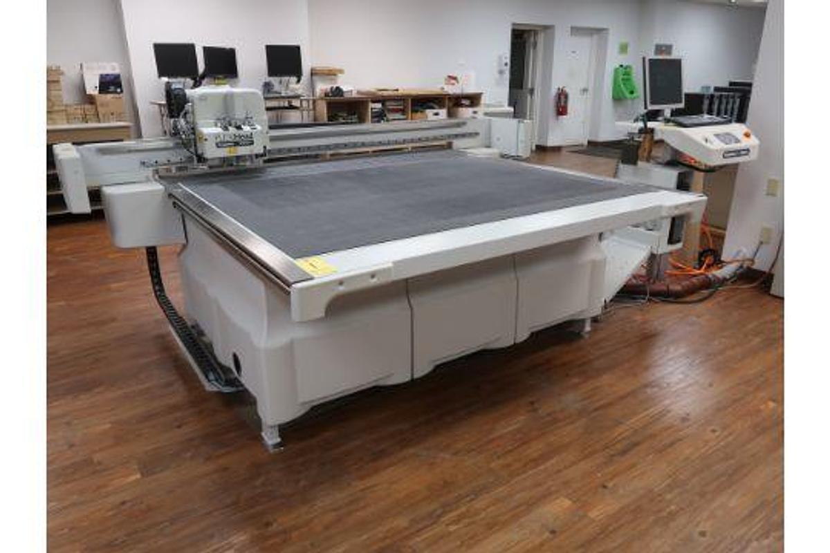 Used 72" x 72" Esko/Kongsberg Cutting Table