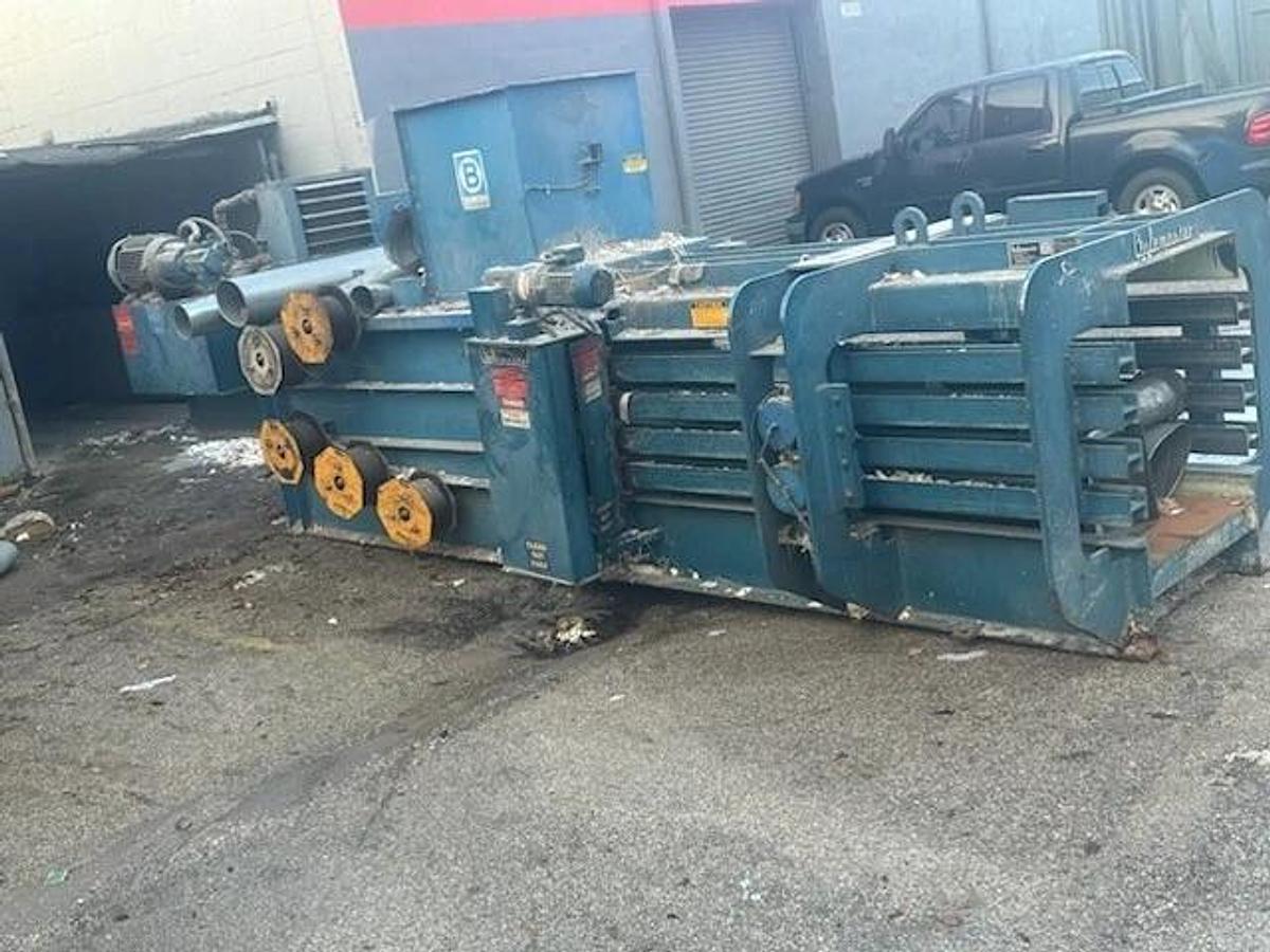 Used Balemaster Auto Tie Baler