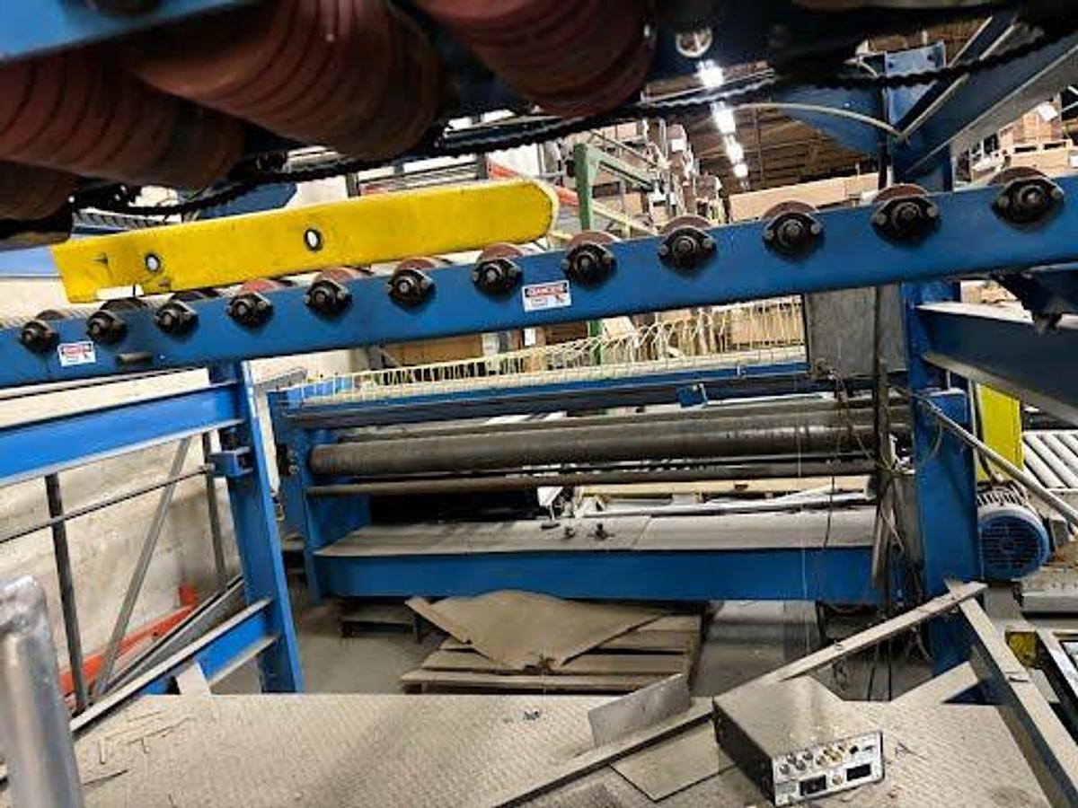 Used General cold gluer with platform lift