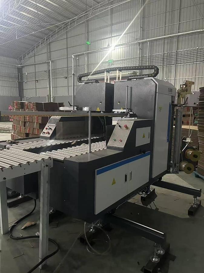 Matchbox Squaring Strapper with PE material