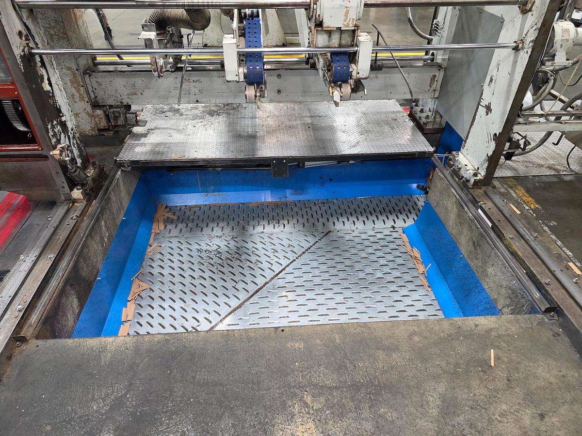 Used 50" x 115" Mitsubishi 2 Color Flexo Folder Gluer