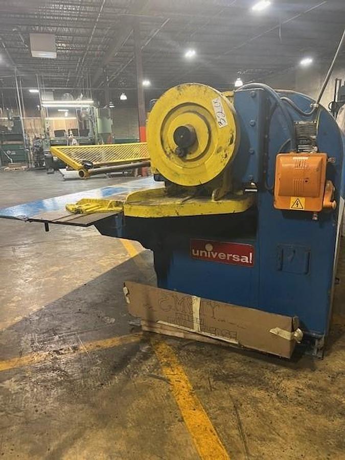 Used Universal Eccentric Slotter