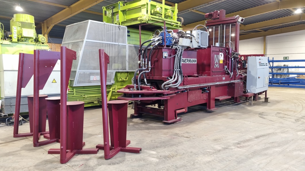 Refurbished Ballenpresse Avermann, Typ AVOS 1410M, Presskraft 70 t